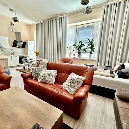Princess Main Square Apartment Poprad Luaran gambar