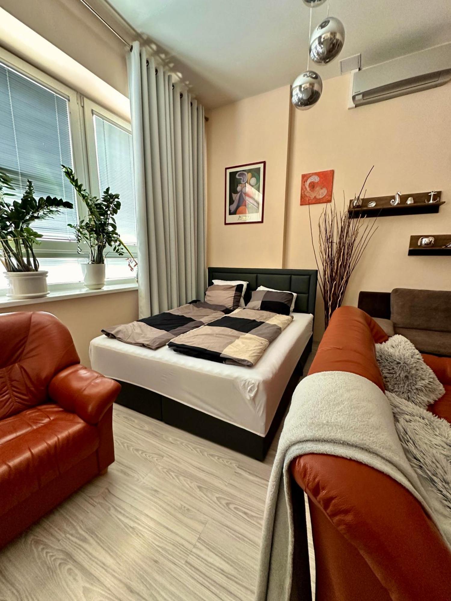Princess Main Square Apartment Poprad Luaran gambar