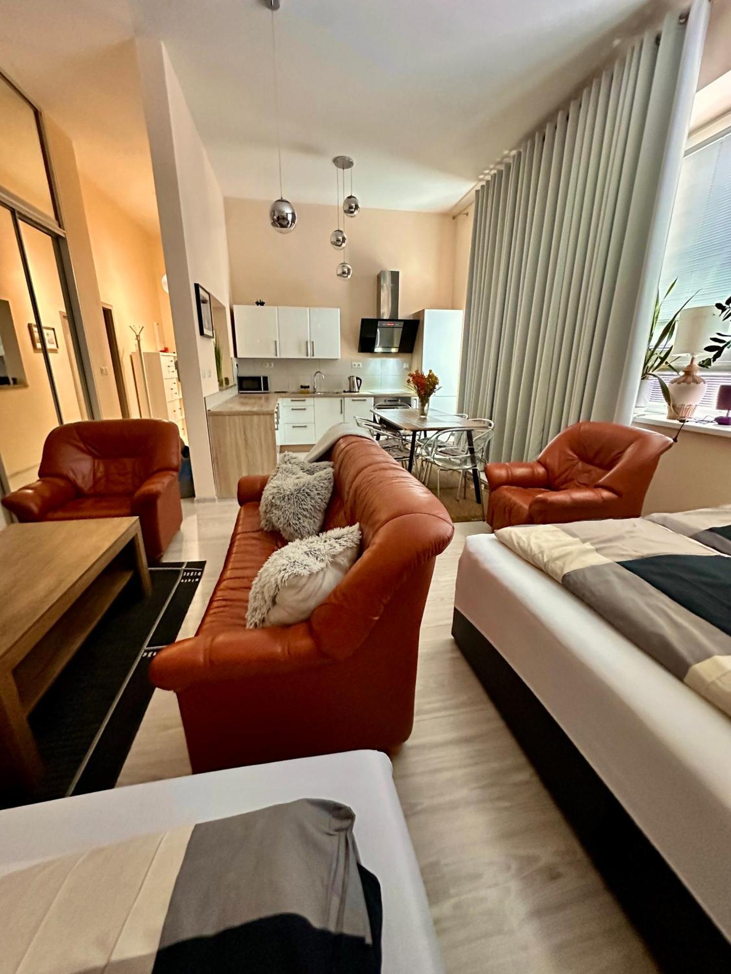 Princess Main Square Apartment Poprad Luaran gambar