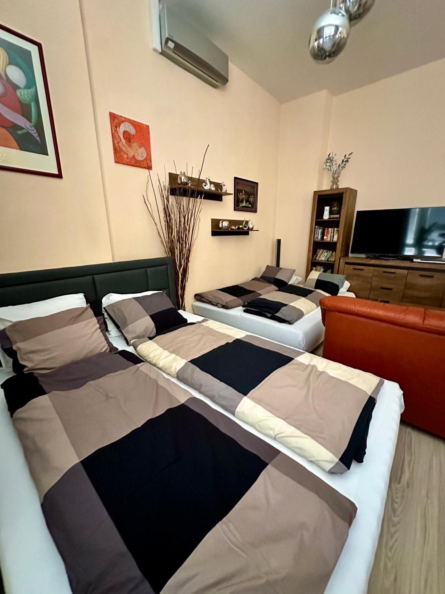 Princess Main Square Apartment Poprad Luaran gambar