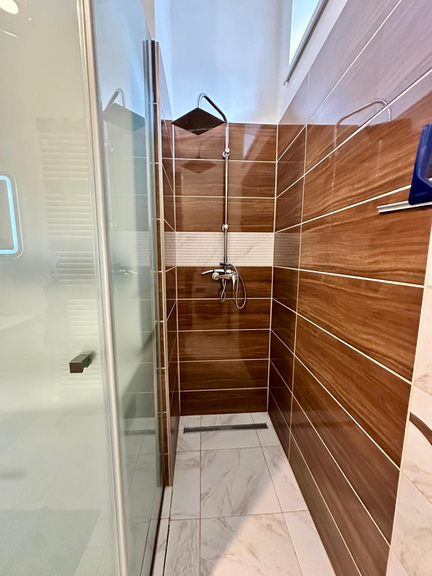 Princess Main Square Apartment Poprad Luaran gambar